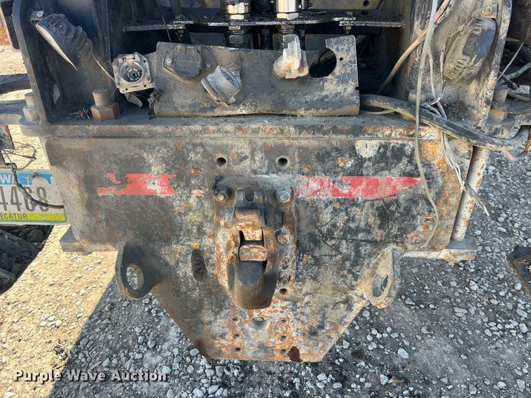 image for item LD9974 2013 Kenworth T800 grapple crane truck