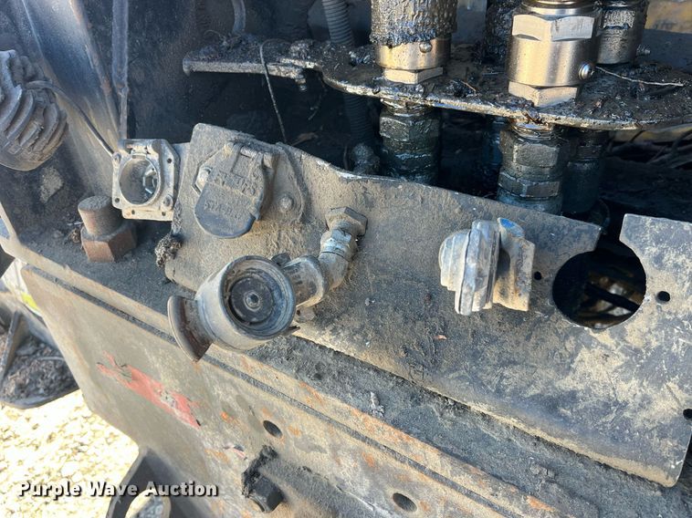 image for item LD9974 2013 Kenworth T800 grapple crane truck