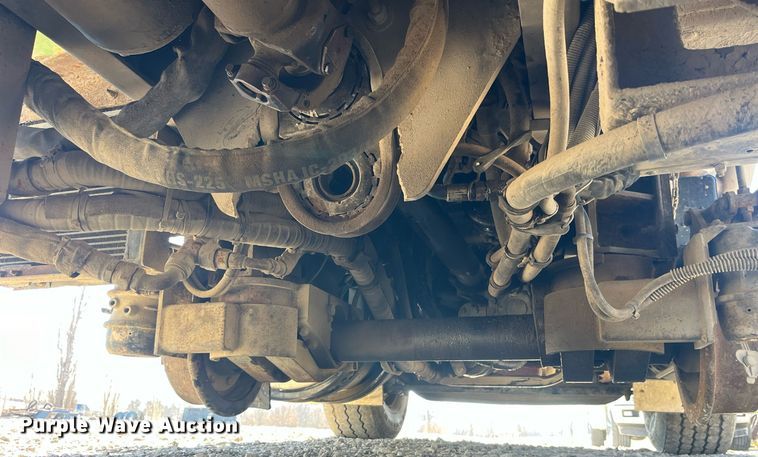 image for item LD9974 2013 Kenworth T800 grapple crane truck