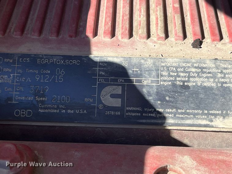 image for item LD9974 2013 Kenworth T800 grapple crane truck