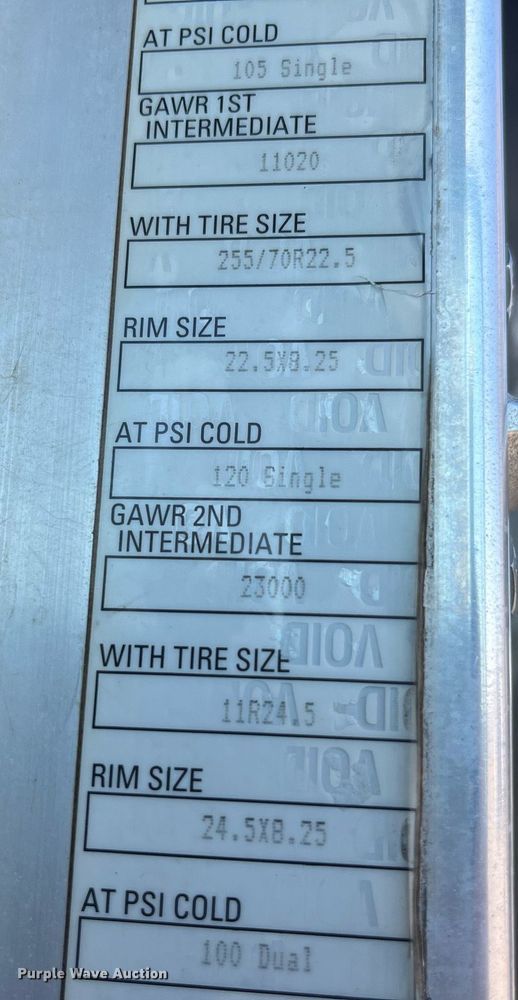 image for item LD9974 2013 Kenworth T800 grapple crane truck