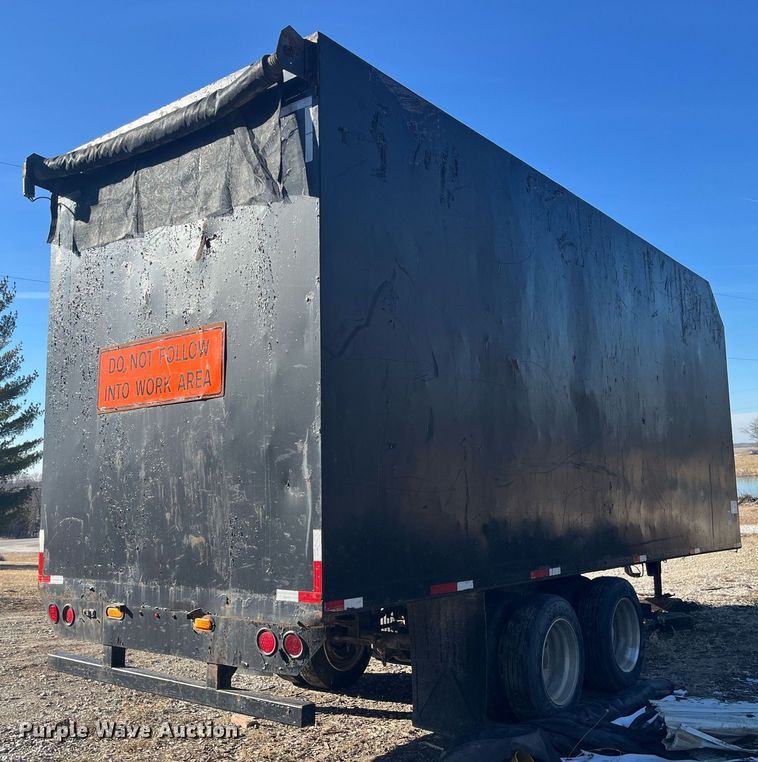 image for item LD9975 2009 Shop built debris trailer