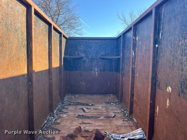 image for item LD9975 2009 Shop built debris trailer