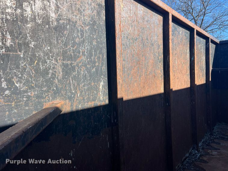 image for item LD9975 2009 Shop built debris trailer