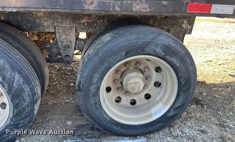 image for item LD9975 2009 Shop built debris trailer