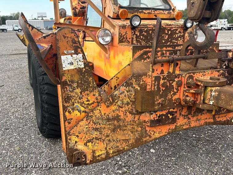 image for item LV9031 Pettibone 25RS crane