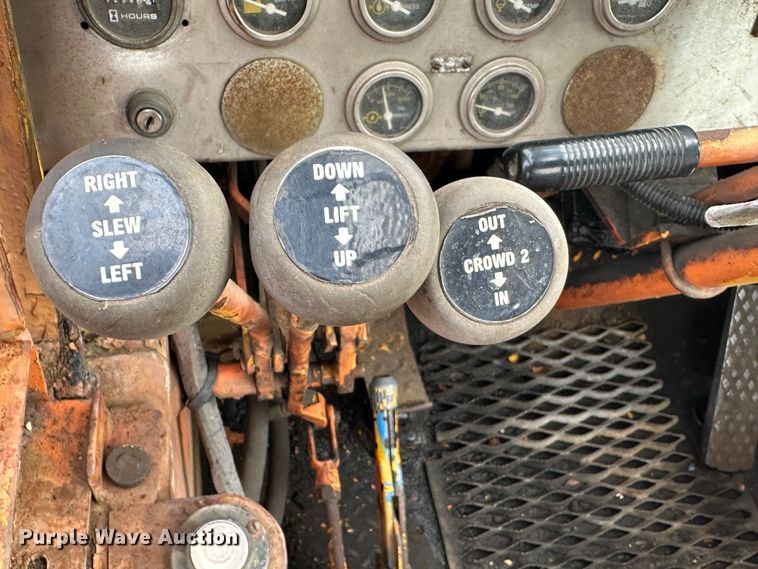 image for item LV9031 Pettibone 25RS crane