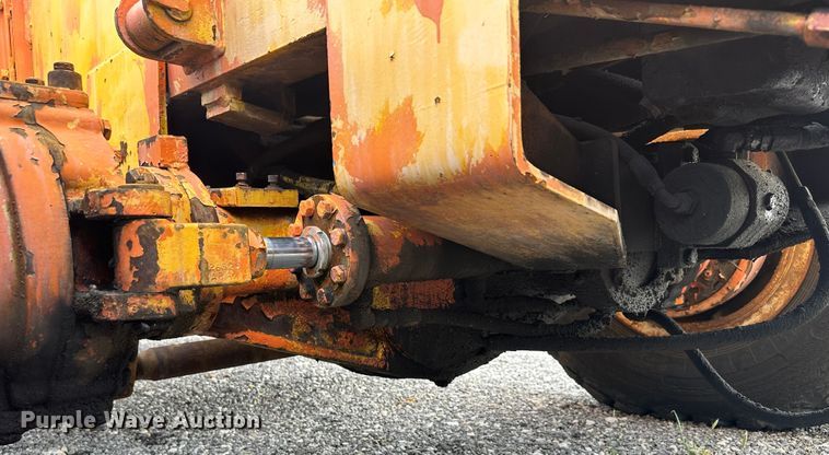 image for item LV9031 Pettibone 25RS crane