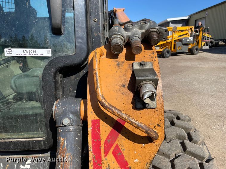 image for item LW9016 2011 Case SV185 skid steer loader