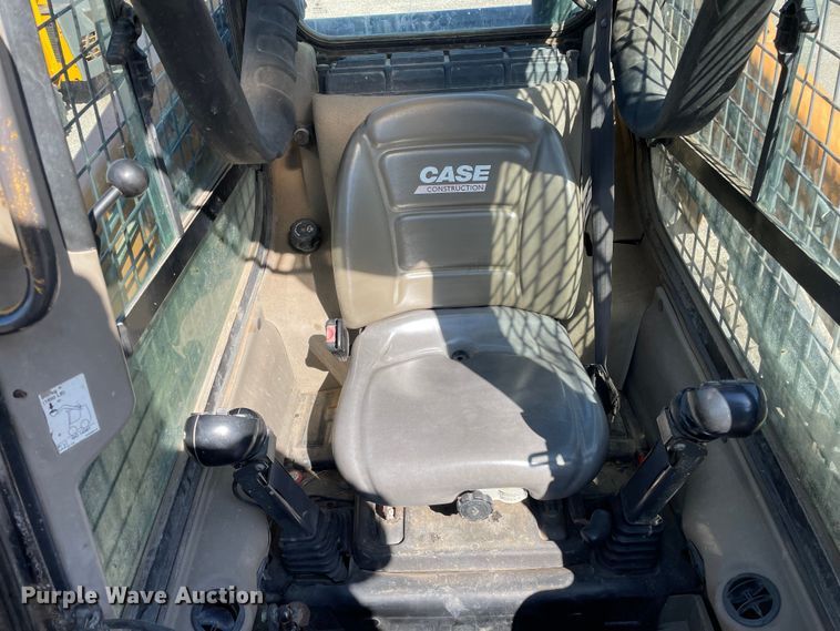 image for item LW9016 2011 Case SV185 skid steer loader