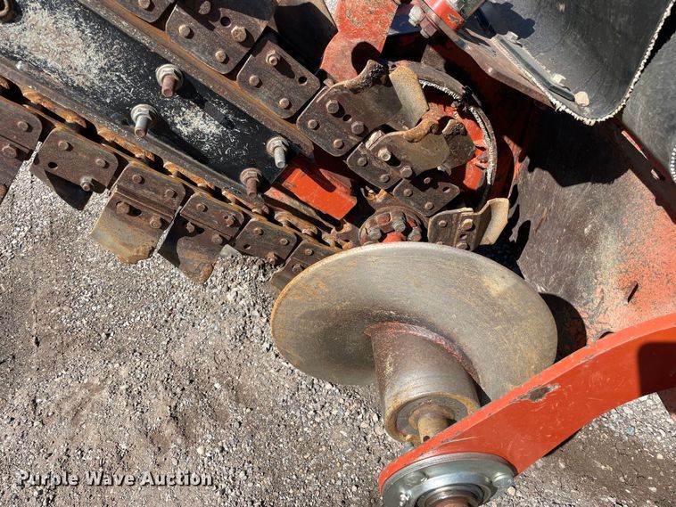 image for item LW9017 2015 Ditch Witch  RT16 trencher