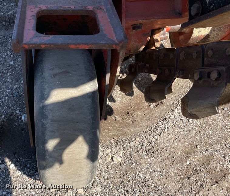 image for item LW9017 2015 Ditch Witch  RT16 trencher