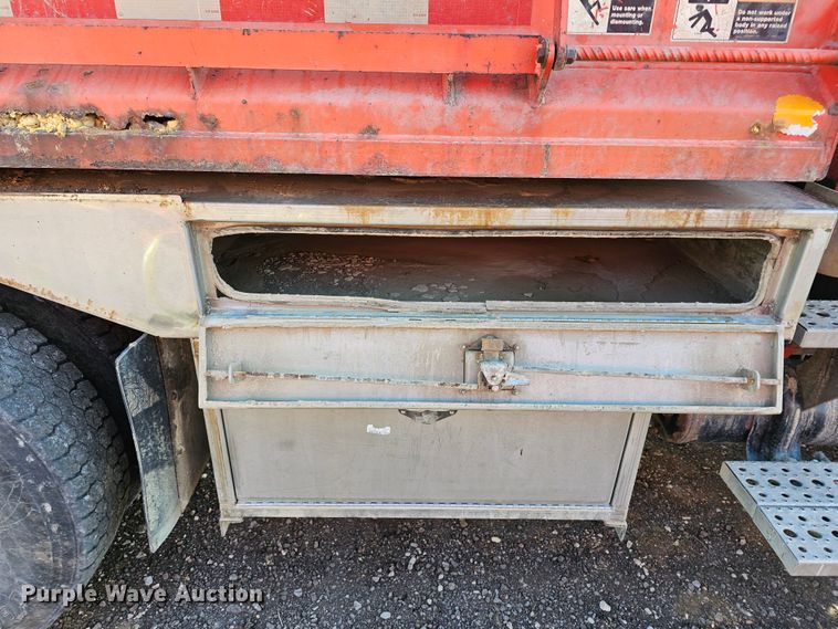 image for item MA9281 2006 Sterling  L7500 dump truck