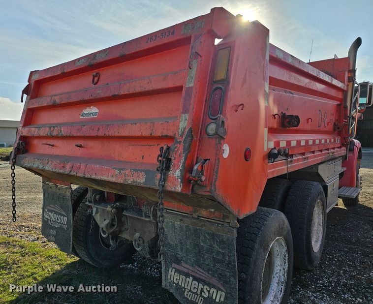 image for item MA9281 2006 Sterling  L7500 dump truck