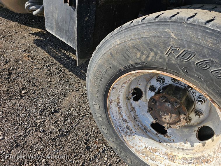 image for item MA9281 2006 Sterling  L7500 dump truck