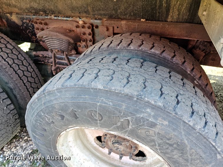 image for item MA9281 2006 Sterling  L7500 dump truck