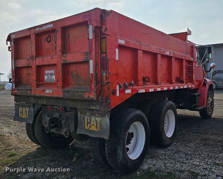 image for item MA9282 2001 Sterling L7500 dump truck
