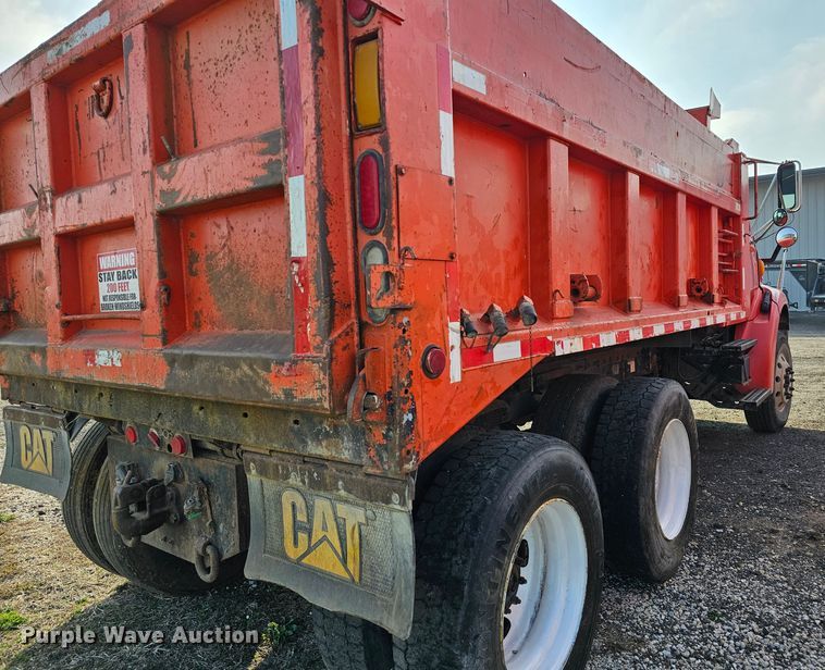 image for item MA9282 2001 Sterling L7500 dump truck