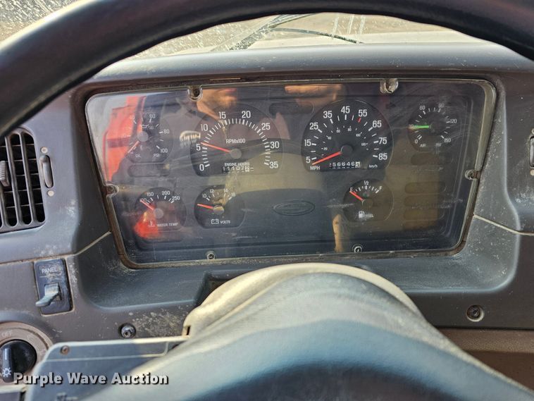 image for item MA9283 2001 Sterling L7500 dump truck