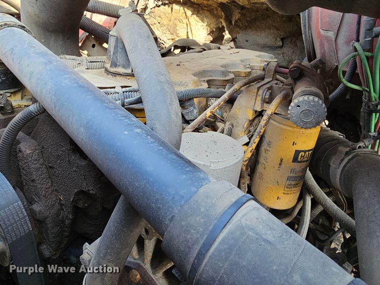 image for item MA9283 2001 Sterling L7500 dump truck