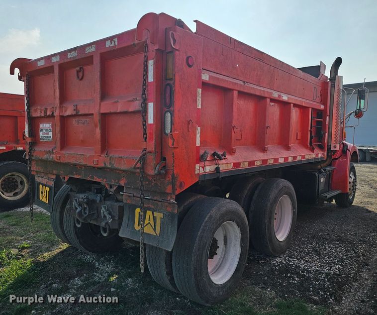 image for item MA9284 2003 Sterling  L7500 dump truck
