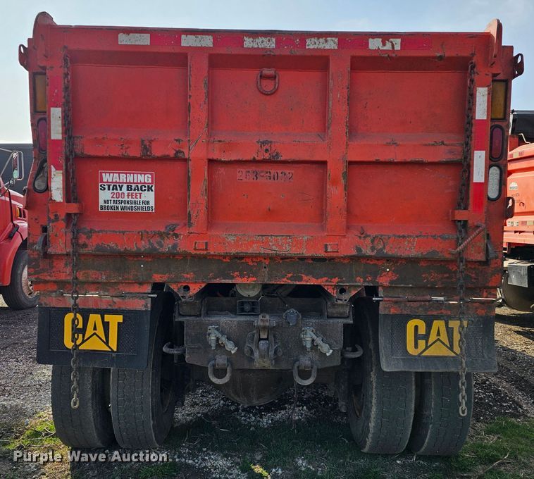 image for item MA9284 2003 Sterling  L7500 dump truck