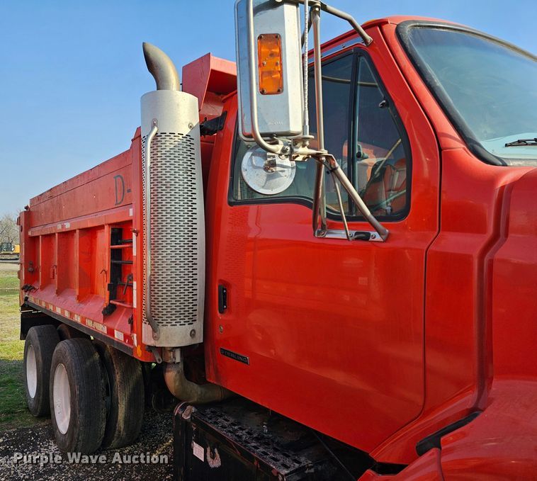 image for item MA9284 2003 Sterling  L7500 dump truck