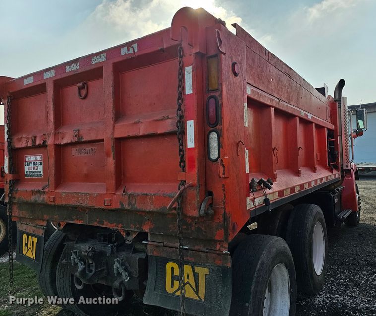 image for item MA9284 2003 Sterling  L7500 dump truck