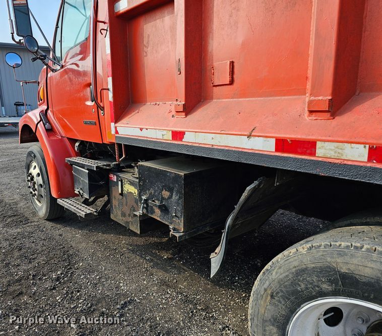 image for item MA9284 2003 Sterling  L7500 dump truck