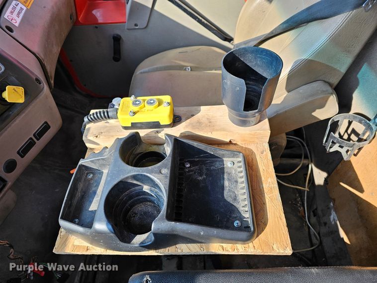 image for item MA9284 2003 Sterling  L7500 dump truck