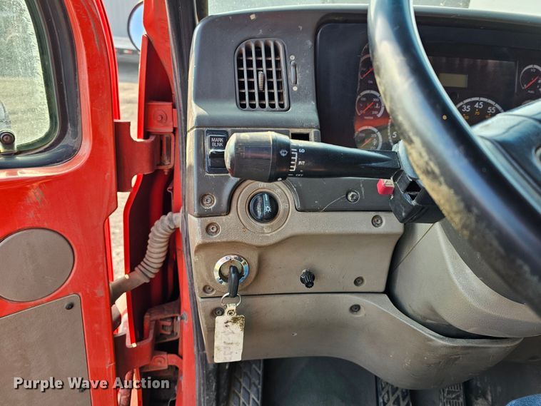 image for item MA9284 2003 Sterling  L7500 dump truck