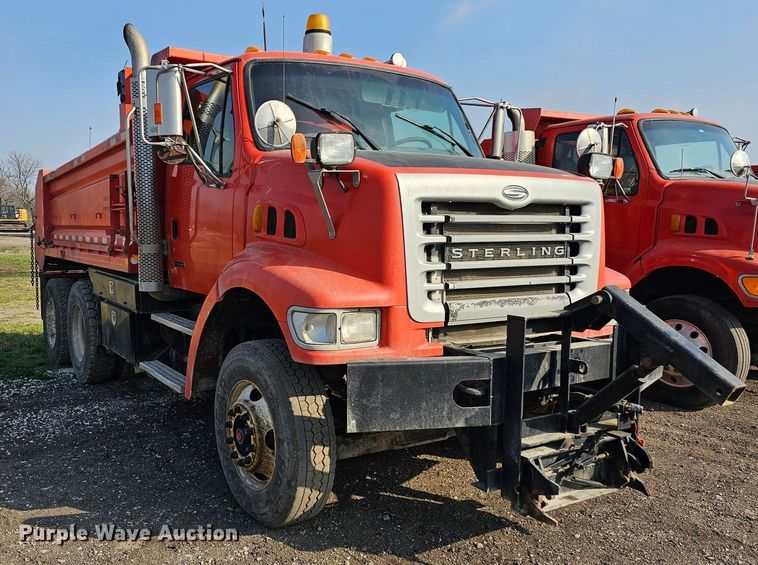 image for item MA9285 2006 Sterling L7500 dump truck