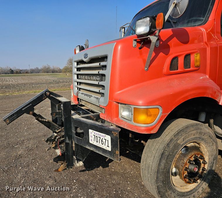 image for item MA9285 2006 Sterling L7500 dump truck