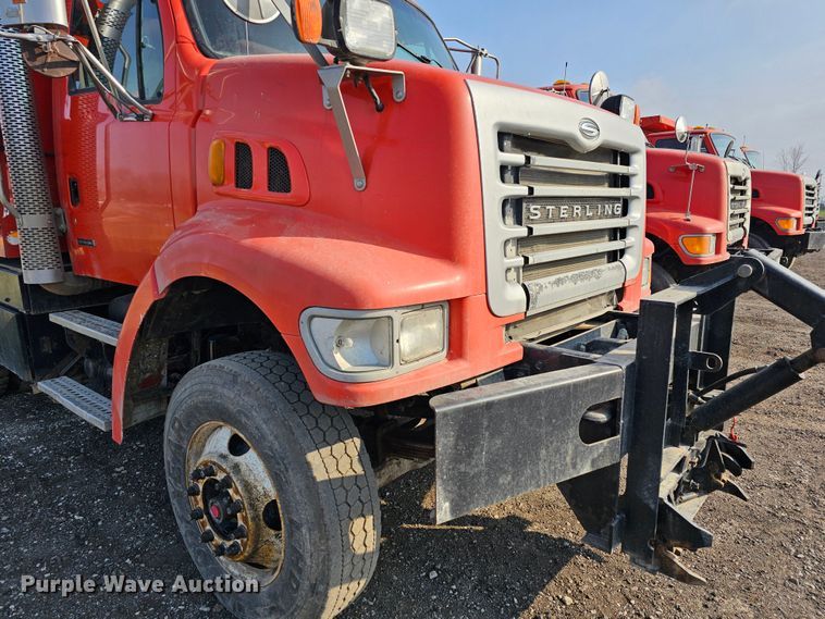 image for item MA9285 2006 Sterling L7500 dump truck