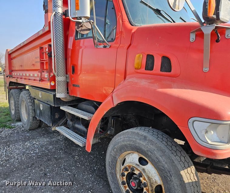 image for item MA9285 2006 Sterling L7500 dump truck