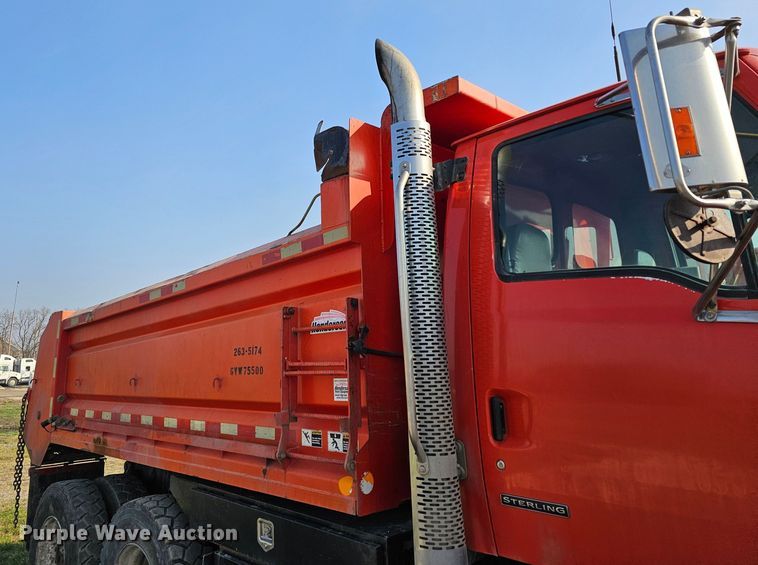 image for item MA9285 2006 Sterling L7500 dump truck