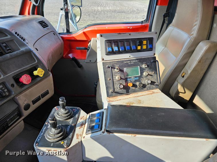 image for item MA9285 2006 Sterling L7500 dump truck