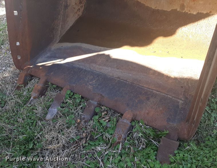 image for item MA9290 Backhoe bucket