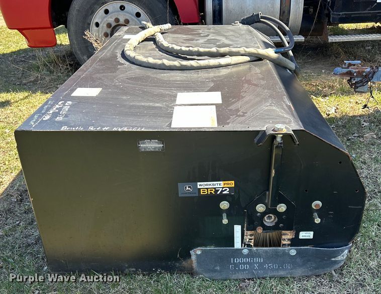 image for item MO9207 John Deere BR72 72