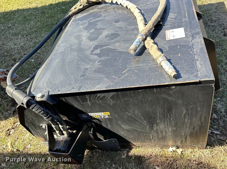 image for item MO9207 John Deere BR72 72