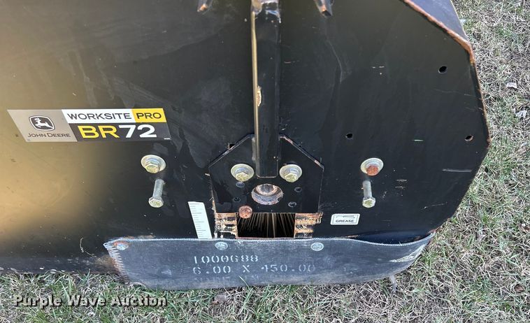 image for item MO9207 John Deere BR72 72