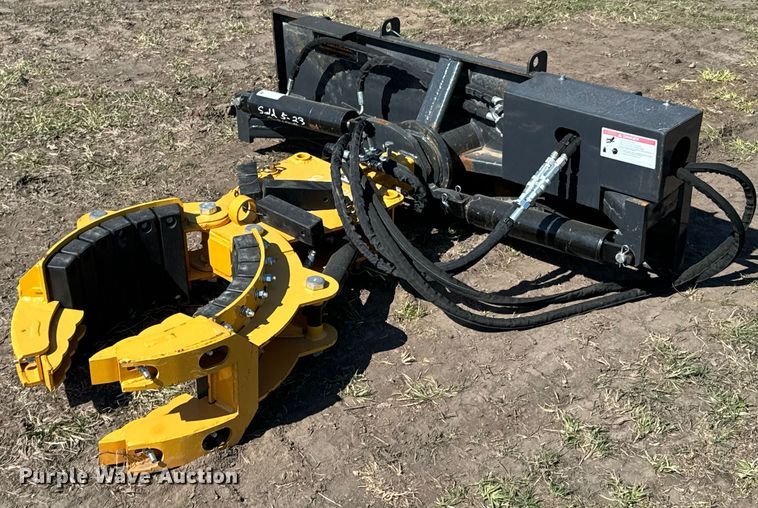 image for item ND9011 2023 LandHonor RG-11-5000G skid steer grapple