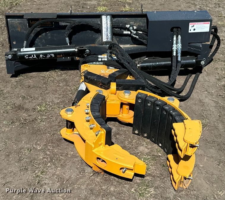 image for item ND9011 2023 LandHonor RG-11-5000G skid steer grapple