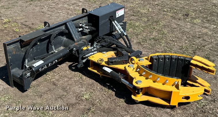 image for item ND9011 2023 LandHonor RG-11-5000G skid steer grapple