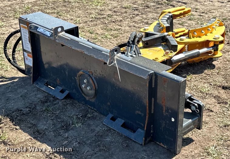 image for item ND9011 2023 LandHonor RG-11-5000G skid steer grapple