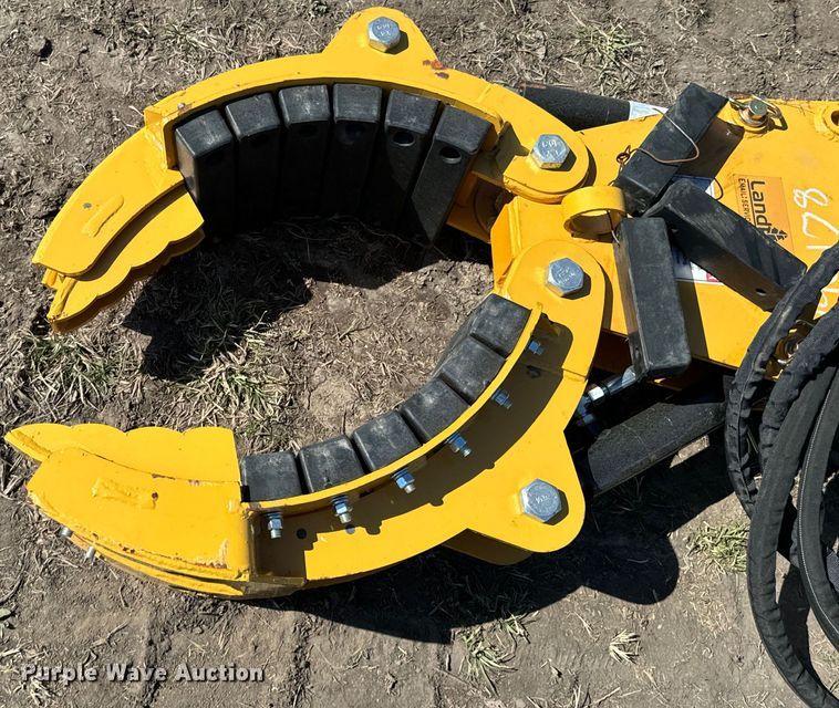 image for item ND9011 2023 LandHonor RG-11-5000G skid steer grapple