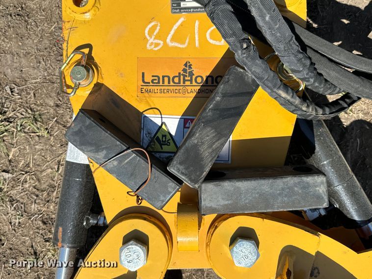 image for item ND9011 2023 LandHonor RG-11-5000G skid steer grapple