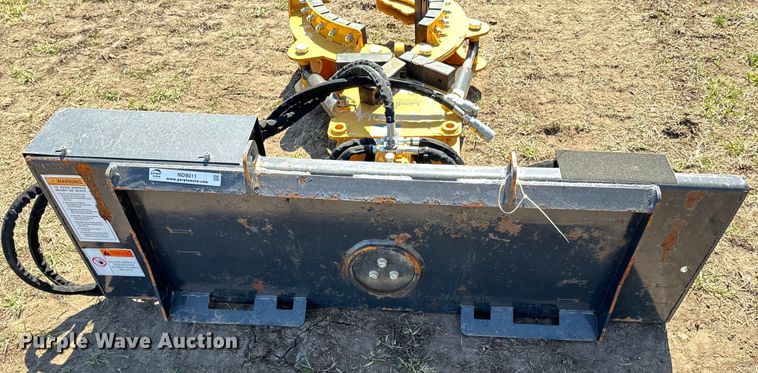 image for item ND9011 2023 LandHonor RG-11-5000G skid steer grapple