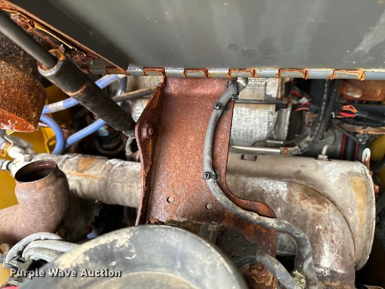 image for item ND9051 2020 John Deere 332G skid steer loader