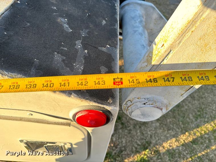 image for item ND9053 2006 International   4300 bucket truck